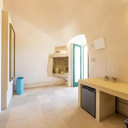 Masseria Blanca Lapis Martano