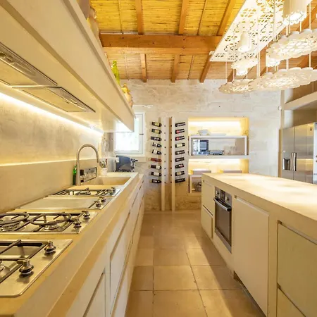 Masseria Blanca Lapis *